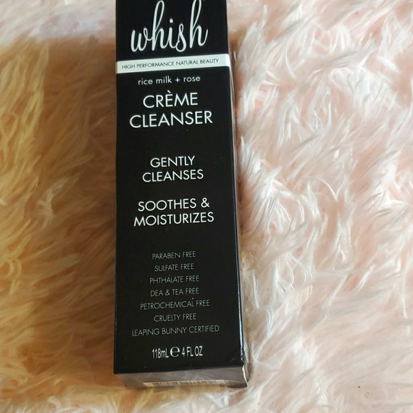 ๐ก 4/$20 WHISH creme cleanser - Picture 1 of 2